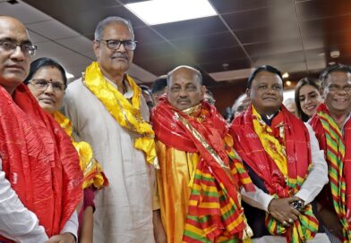 Samal, Sujeet file papers; spotlight on former Union Minister Dilip Ray