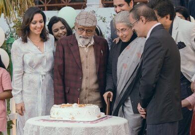 Jab Khuli Kitaab Movie Review: Pankaj Kapur and Dimple Kapadia’s slice-of-life comedy is well-meaning but messy