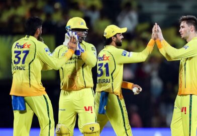 DC vs CSK: Gavaskar warns Chennai against complacency