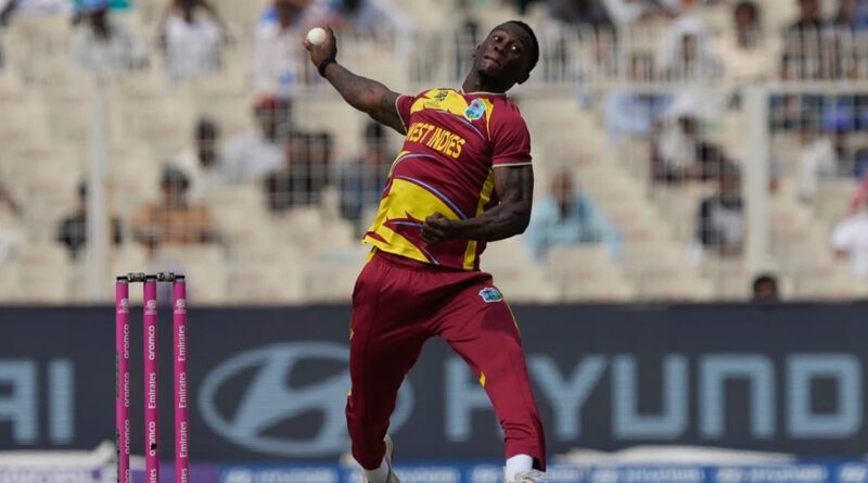 West Indies beat Sri Lanka by 5 wickets to clinch the T20 series