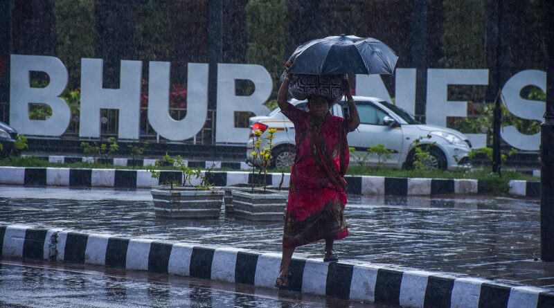 LoPAR rains continue in Odisha, Sapua submerges parts of Athagarh