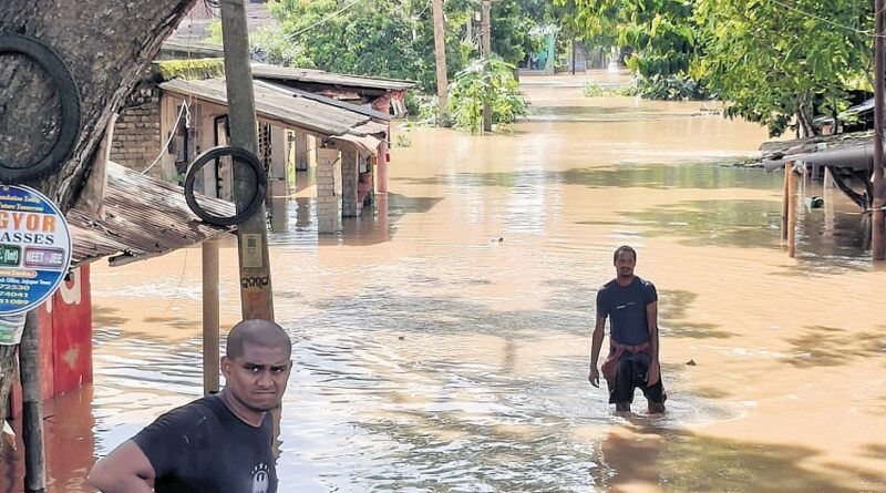 Three dead, over half a million hit by floods in five districts; 99k evacuated