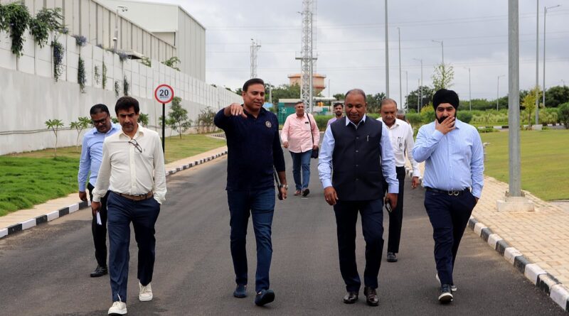 Players are humans, not machines: CoE head Laxman
