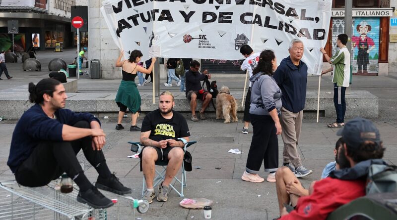 Madrid protest camp grows after eviction outrage