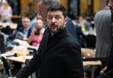 Ukraine claims US missile holdup ahead of reported talks