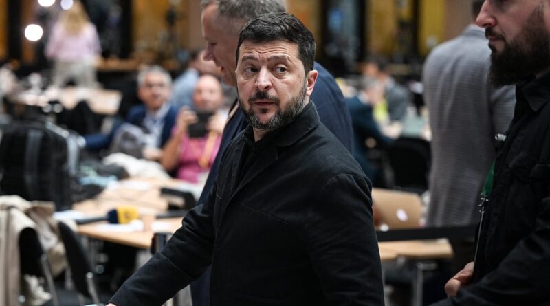 Ukraine claims US missile holdup ahead of reported talks